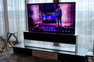 14. LG SIGNATURE OLED TV R9