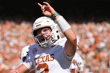 Georgia vs Texas: Quinn Ewers TD Pass Narrows Bulldogs' Lead After Overturned Penalty